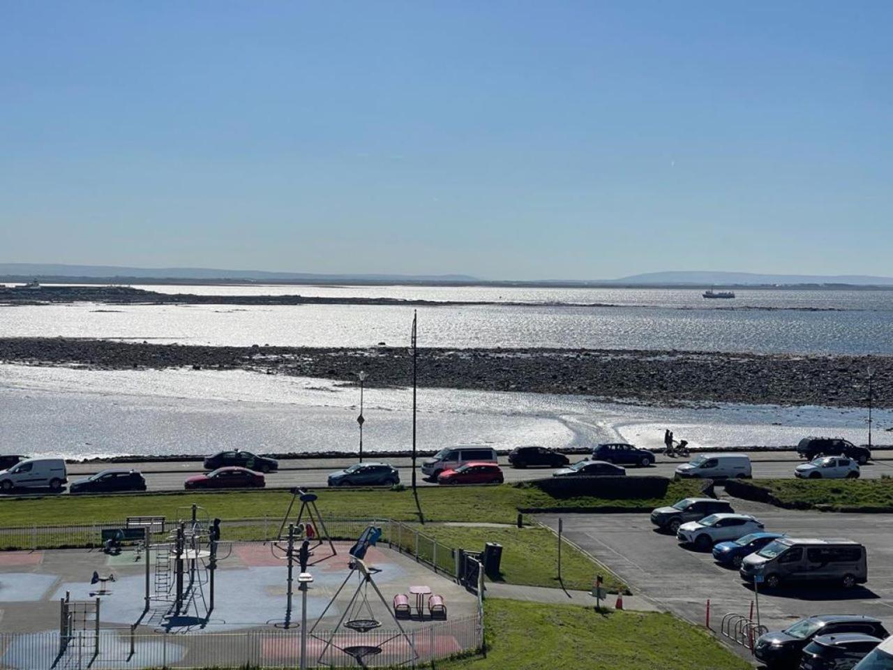 Shoreline Apartments Galway Buitenkant foto